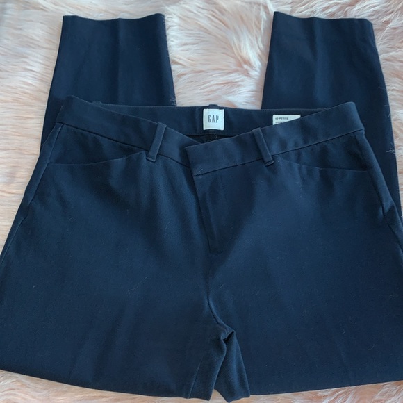 Gap signature skinny pant in navy - Picture 2 of 5